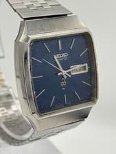 SEIKO 0843-5010 Square Quartz Day-Date Navy Dial Men's Watch 7.5in