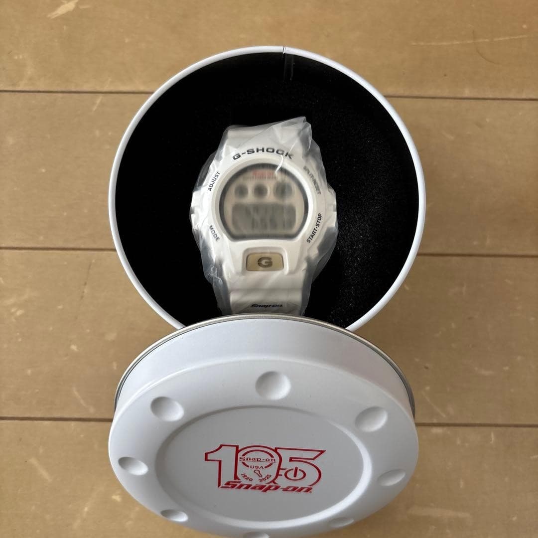 G-SHOCK Snap-on 105 Digital White Watch New Unused