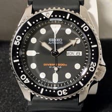Seiko SKX007J1 Black Boy Automatic Diver 200m  OH Men's Watch Used