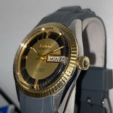 BULOVA OCEANOGRAPHER 333 FEET 1975 Automatic Watch, 10K Gold Bezel.