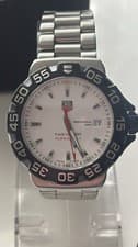 Tag Heuer Formula 1 WAH1111 White Dial Swiss Quartz Watch Full Size