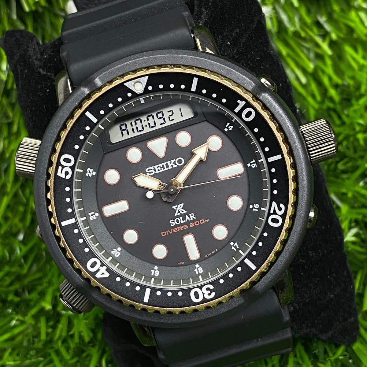 Rare SEIKO Prospex SNJ028 ANADIGI Black Dial Solar Diver Watch NOS BNIB Watch