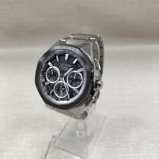 Quartz Wristwatch Model Number CC4104 53E CITIZEN