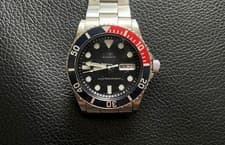 Seiko Diver's SKX033 7S26-0040 200m Automatic Pepsi Men Watch Operated