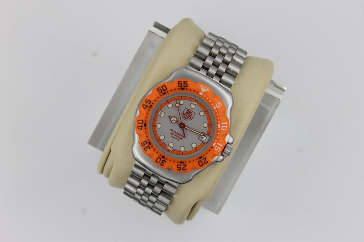 TAG Heuer 373.513 WA1213.BA0494 Midsize Mens Womens Formula 1 Watch Orange Grey