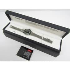 Import duty included for US buyers  TIMEX Q 1979 Men’s Quartz Watch Black/Green