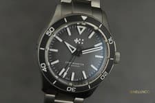 Christopher Ward C60 Trident Lumiere 42 mm Black Dial + 2 Pairs of Straps. Full