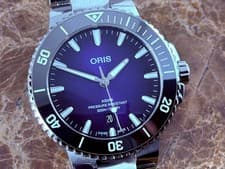 Oris Aquis Date TASTE OF SUMMER 43.5mm Automatic Purple Dial Box papers