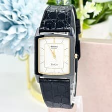 Seiko Dolce Dress Watch Quartz Tank Square 9521-5200 wrist 18cm Vintage