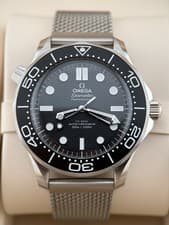 2026 OMEGA Seamaster Diver on Mesh 300M 210.30.42.20.01.010 Box Papers 42mm