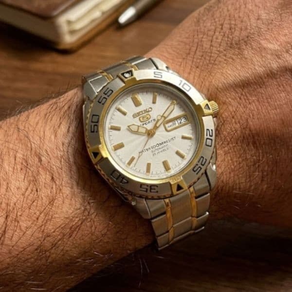 SEIKO 5 SPORTS 7S36C-00Y0 quartz Automatic 23 jewels white dial From Japan