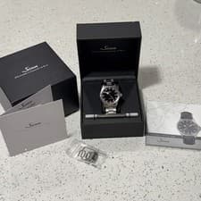 Sinn 556i with H-Link Bracelet Automatic Wristwatch Black Dial Water-Resistant