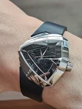 Hamilton Ventura Quartz Watch H242511