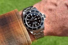 Rolex Submariner 14060M 2008 Box and Papers