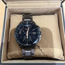 Seiko Chronograph with Black Dial 84-B37 NEW