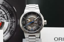 *Near MINT / BOX & PAPERS* ORIS Williams 7716 F1 42mm Automatic Men's Watch