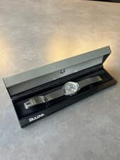 BULOVA Accutron Stainless Steel Watch Date Silver Round Dial Band Box Accessary