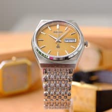 SEIKO TYPE II Quartz Wristwatch Gold Dial Showa 1970s Rice Bracelet