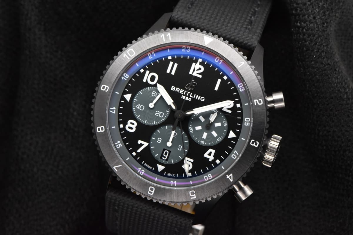 Breitling Super AVI B04 Chronograph GMT 46 Mosquito Night Fighter Blac SB0445 FS