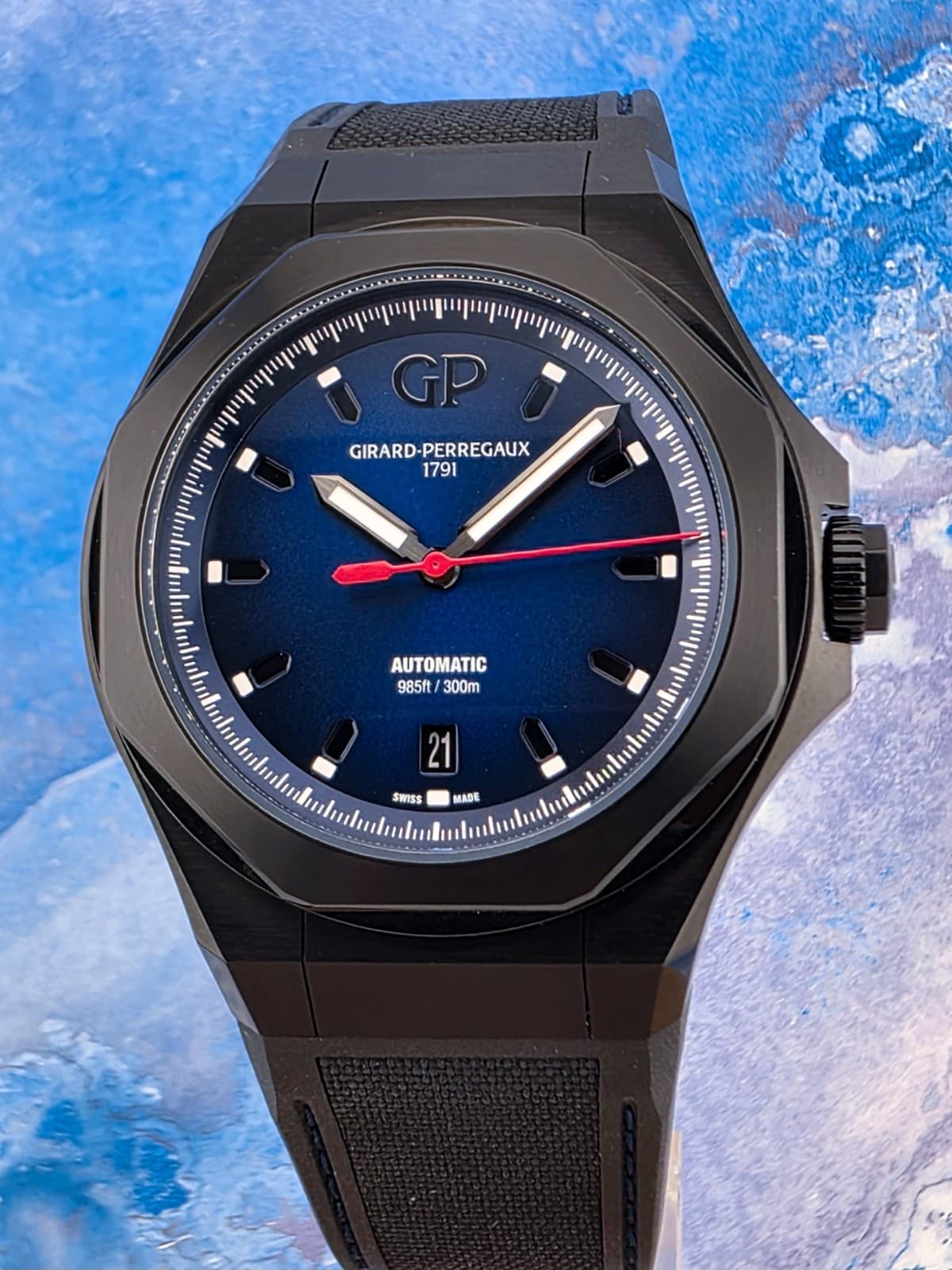 Girard-Perregaux Laureato Blue Men's Watch - 81070-21-491-FH6A 2022 Mint Fullset