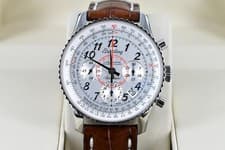 Stunning Breitling Gents Montbrilliant 01 40mm Ref AB0130 - Box & Papers