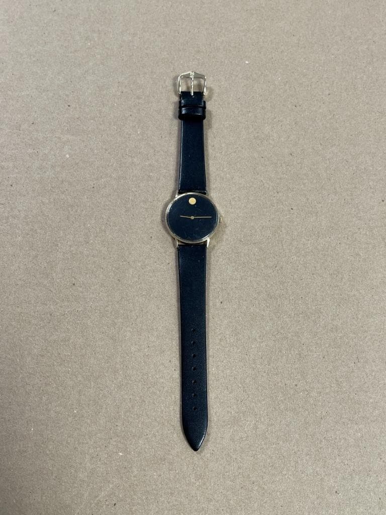 RARE VINTAGE OMEGA SWISS MUSEUM 14K GOLD 32mm MANUAL WIND WATCH.