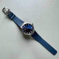 Breguet Marine Blue Men's Watch - 5517TI/Y1/5ZU