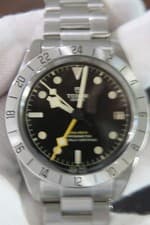 TUDOR BLACK BAY 79470 BLACK DIAL WITH SS BRACELT & RUBBER STRAP, BOX AND PAPERS