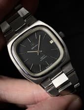 1970s Zenith Defy Automatic Date ref 02.0380.380 Charcoal grey dial cal 2572 PC