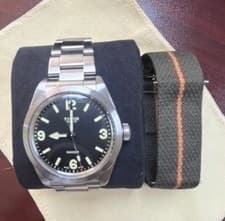 TUDOR Ranger 39 in Box with warenty card. Includes TUDOR NATO Strap