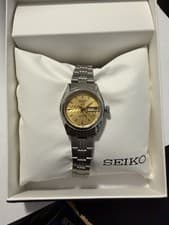 Seiko 5 Womens Automatic Stainless Steel Silver Day/Date Wristwatch