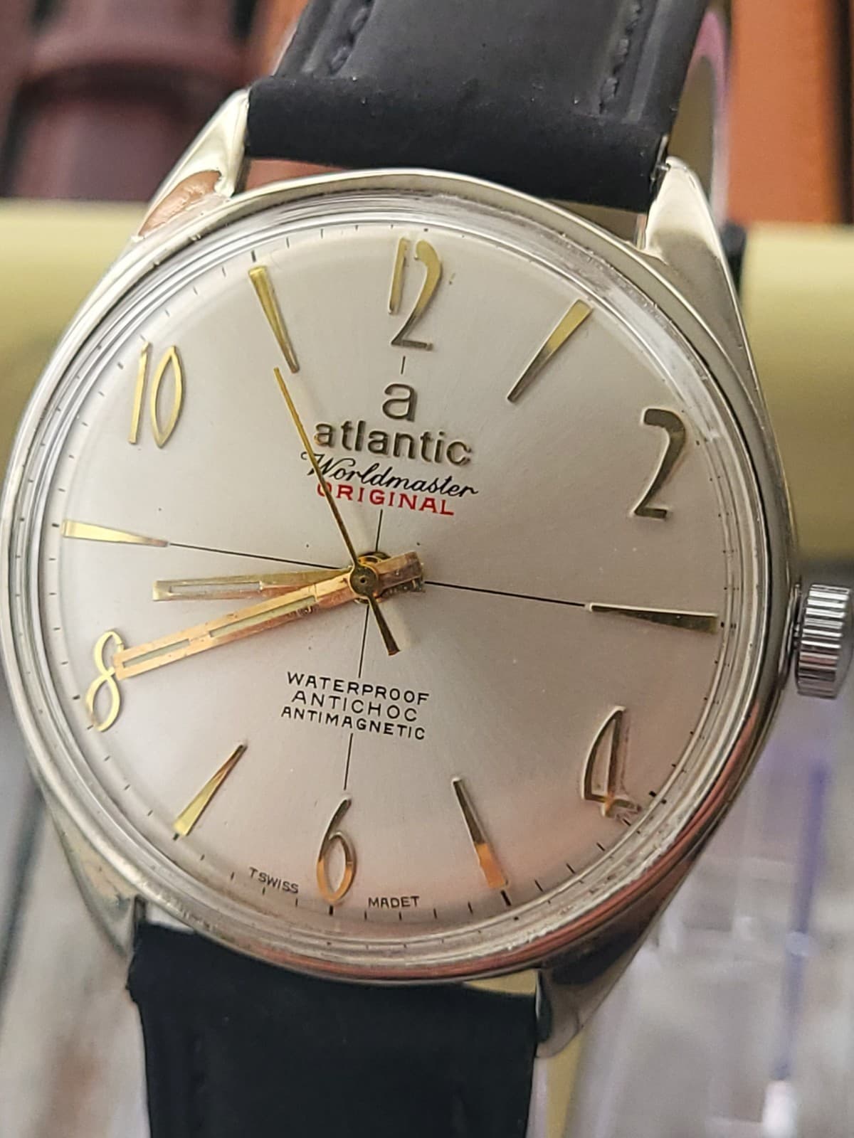Alantic worldmaster original 37 mm mens vintage watch.