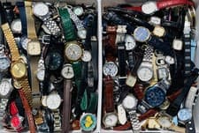 Compiled Over 200 Junk Watches Such As Citizen, Orient, Casio, Etc.