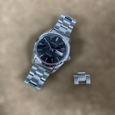 Seiko Perpetual Calendar Quartz Watch Dark Navy Dial sapphire wrist 17cm