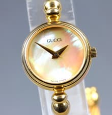 [Near MINT] Vintage Gucci 2700.2.L Shell Dial Gold Bangle Quartz Women's Watch