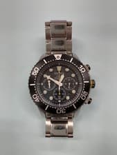 Seiko V175 0AD0 Solar Quartz Watch Date Stopwatch Stainless Steel Bracelet