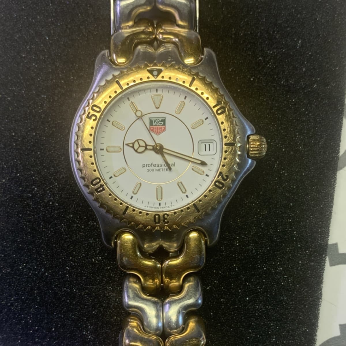 TAG Heuer Professional 200m Mens Wristwatch Two-Tone Quartz Swiss Made