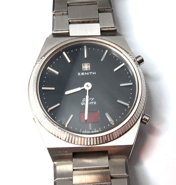 VTG MENS ZENITH DEFY DIGITAL 532 HC RED LED BLACK DIAL WRISTWATCH 02.0080.470