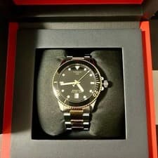 Excellent condition TISSOT Watch Black Gold