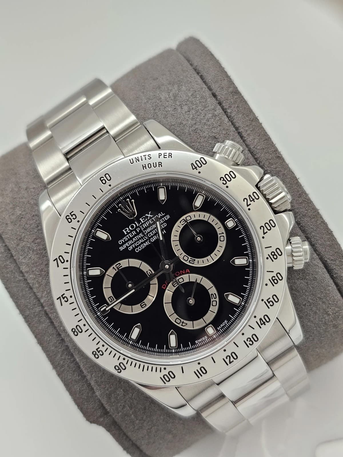 Rolex Daytona Cosmograph 40mm Steel Black Index Dial Automatic Mens Watch 116520