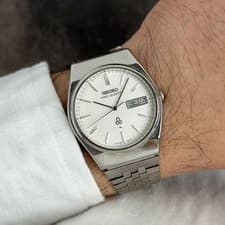 Rare Seiko King Quartz 5856-8070 Dial White JDM Day Date Baton Dress Vintage 70s