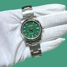 2026 NEW Rolex Oyster Perpetual GREEN Steel 31mm 277200 Watch Complete Set