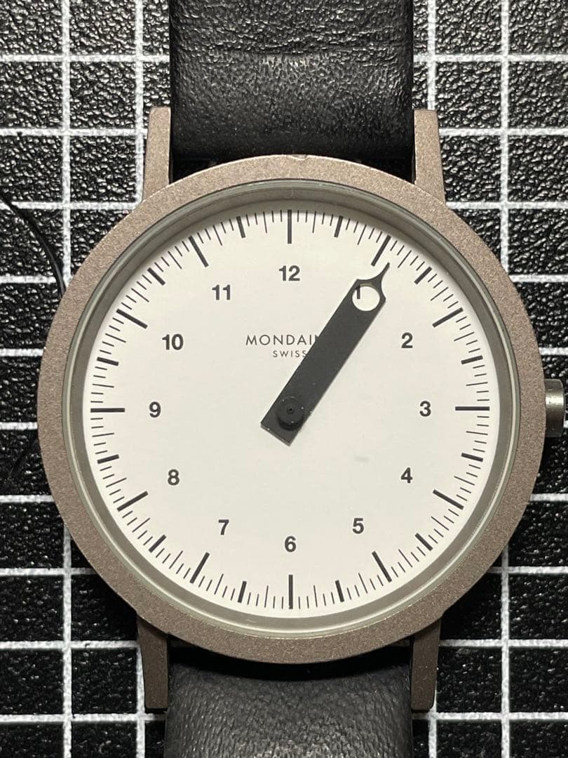 MONDAINE One-hand watch