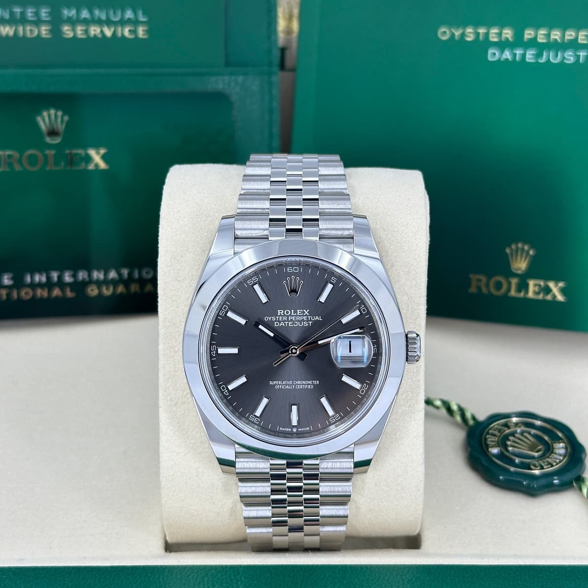 2026 Rolex Datejust 41, Grey Jubilee, Unworn Full Set, 126300-0008