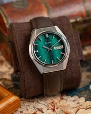 Vintage Seiko Elnix Electronic - 0703-7100 - Faceted Emerald Green - 1974 JDM