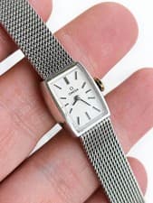 OMEGA Women’s Vintage Cocktail Manual Wind Watch – 1970s