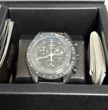 Swatch x OMEGA Snoopy Mission to Earthphase Moonshine SO33M700 Watch JPN F/S