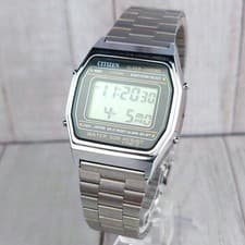 Citizen P110 Digital Watch Alarm Chrono Vintage 80s Rare Timepiece Classic