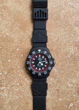 NEW TAG Heuer 383.513 Midsize Formula 1 Series Quartz Watch Black Red BS0081