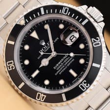 ROLEX MENS SUBMARINER DATE 16610 40MM BLACK DIAL STEEL OYSTER BAND WATCH